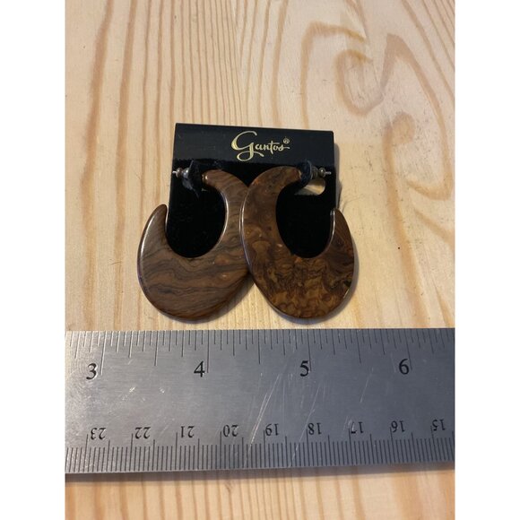 Gantos Acrylic Wood Look Pierced Stud Earrings - Picture 2 of 4